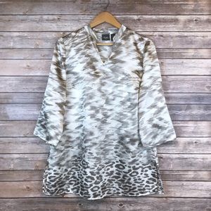 Chico's Travelers Size 0 Taupe Tunic Top